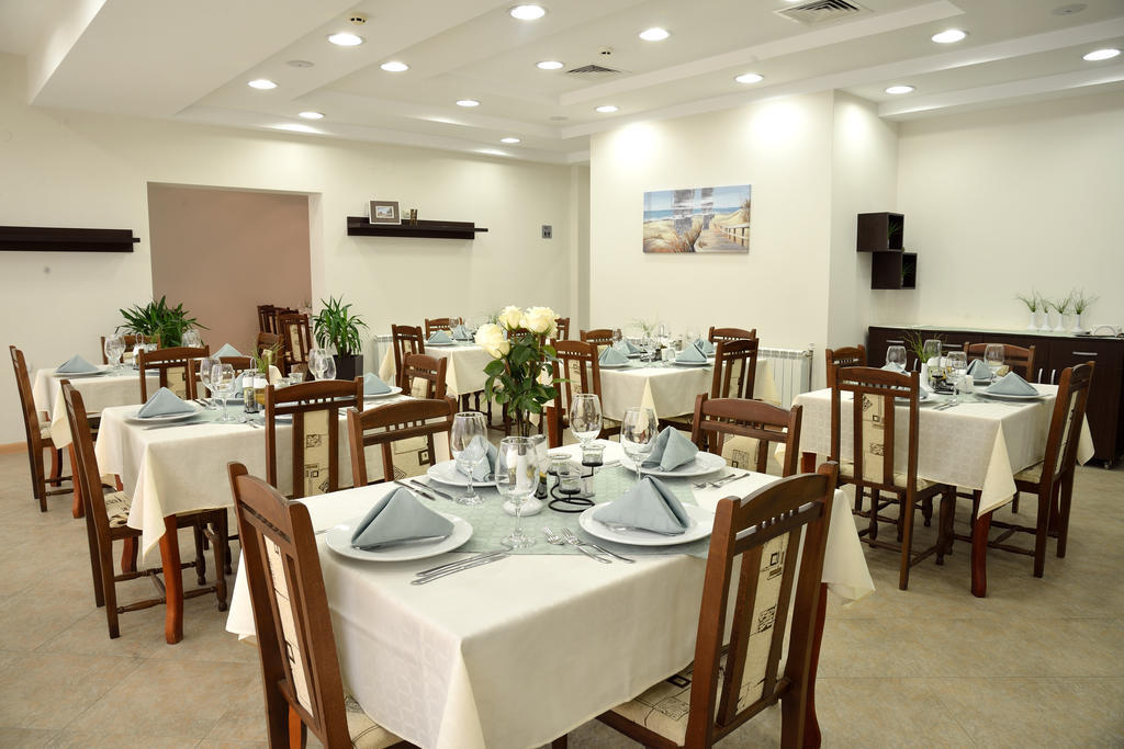 Glicinia Hotel 골든샌드 외부 사진